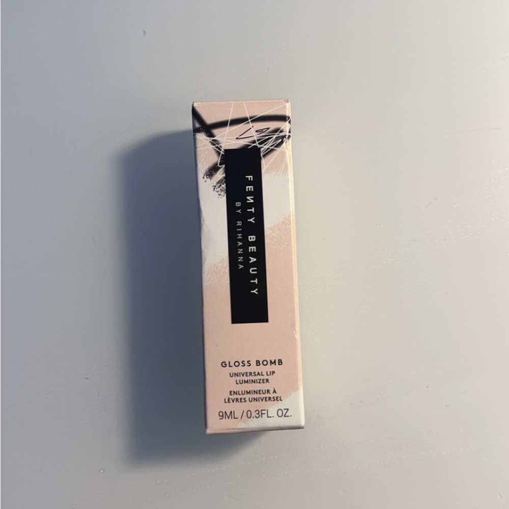 GLOSS BOMB UNIVERSAL LIP LUMINIZER